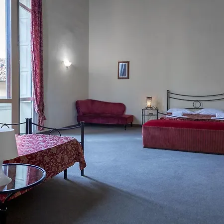 San Frediano Mansion Gasthuis 2*