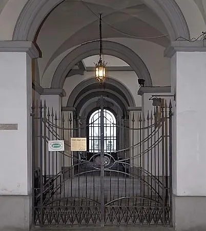 Gasthuis San Frediano Mansion 2*