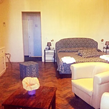 San Frediano Mansion