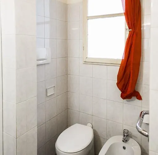 Konukevi San Frediano Mansion 2*