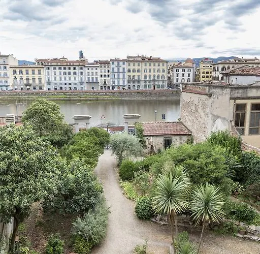 San Frediano Mansion Konukevi 2*