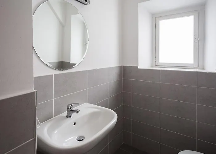 San Frediano Mansion 2*