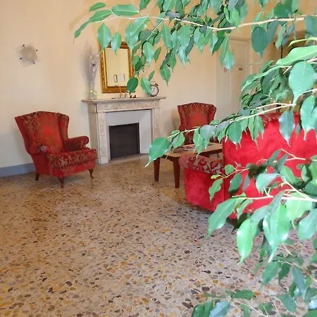 Pensjonat San Frediano Mansion 2*